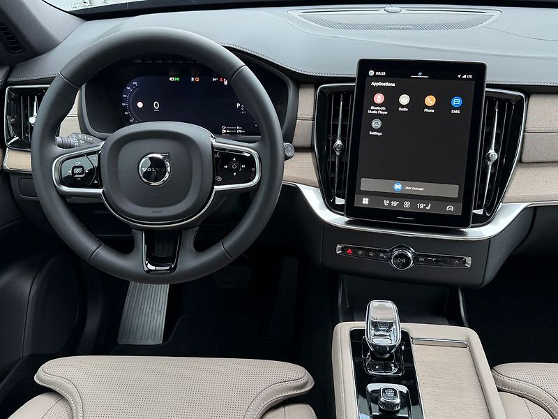 Volvo XC90 (2026) PLUS DARK T8, VZDUCH, VENTILAC - fotka 22 z 24
