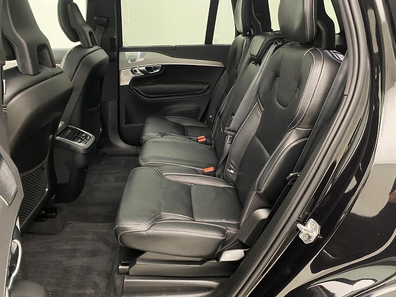 Volvo XC90 B5 AWD R-DESIGN AUT REZERVACE - fotka 5 z 52