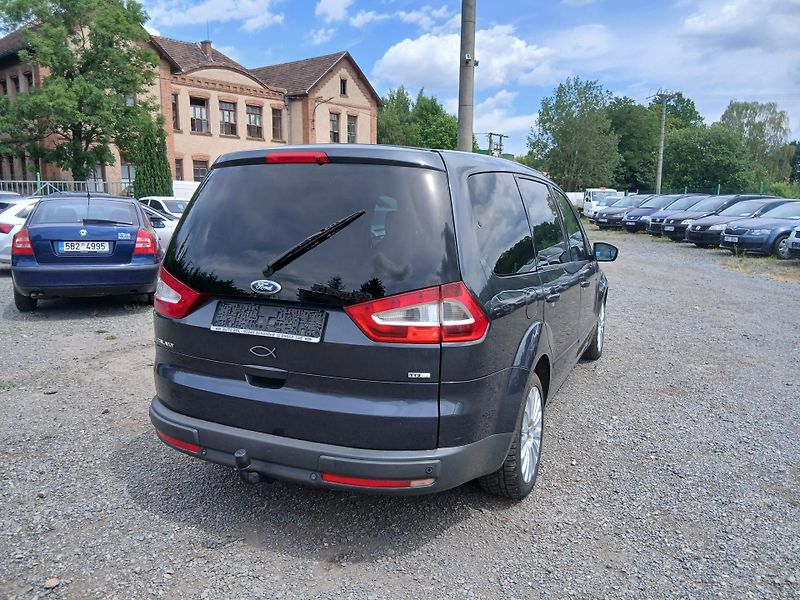 Ford Galaxy 2.0 TDCI, tažné, klima - fotka 10 z 35