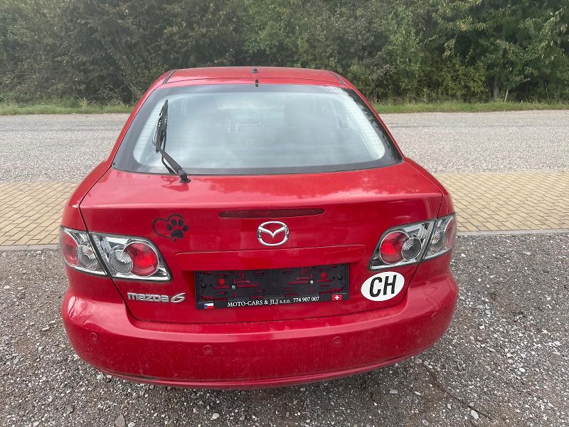Mazda 6 (2007) 2.0 89kw - fotka 17 z 21