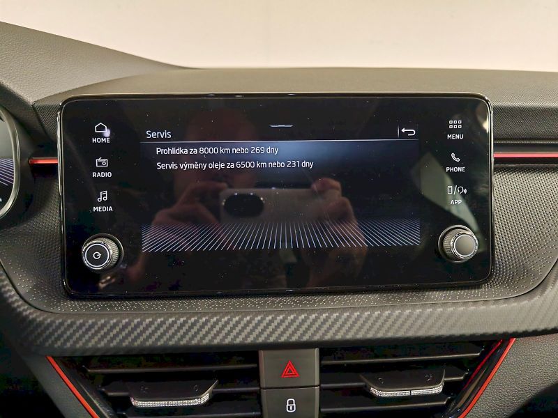 Škoda Kamiq (2025) 1.0 TSI 85 kW Monte Carlo - fotka 15 z 29