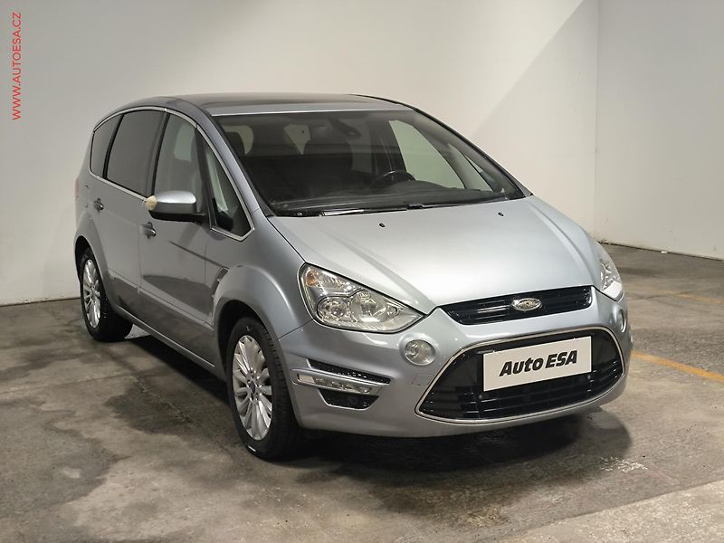 Ford S-MAX (2011) 2.0 TDCi, Titanium, navi - fotografie inzerátu