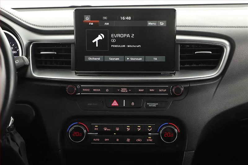 Kia Ceed (2018) 1.0 T-GDI, Navi, Tempomat - fotka 9 z 18