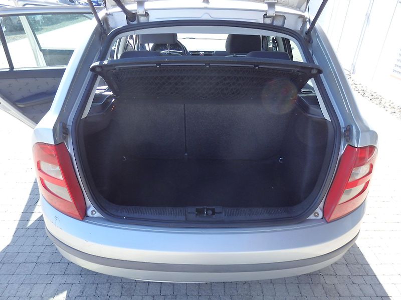 Škoda Fabia 1.4 16V 2x AIRBAG, ASR - fotka 8 z 14