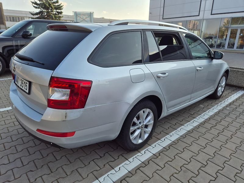 Škoda Octavia (2014) DSG - STYLE PLUS 2.0TDi /110kW - fotka 6 z 18