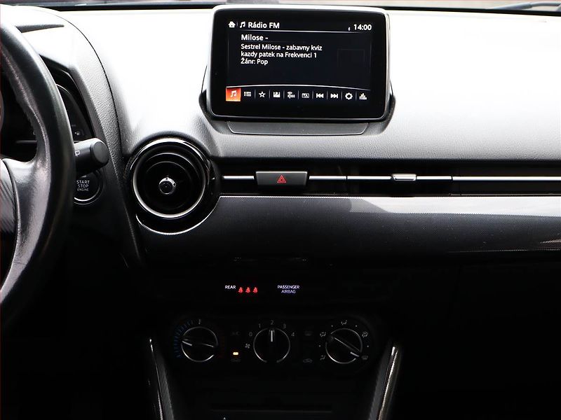 Mazda 2 (2015) 1.5 16V, Tempomat - fotka 10 z 15