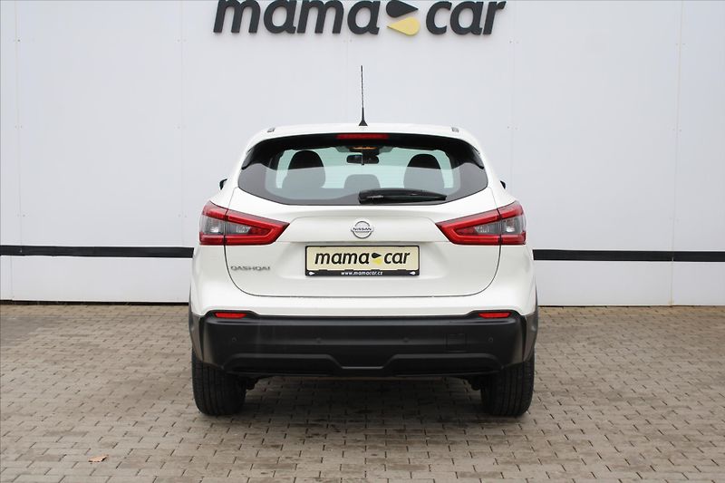Nissan Qashqai 1.2 DIG-T ACENTA A/T 1.MAJ. ČR - fotka 6 z 20