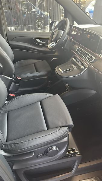 Mercedes-Benz Třídy V (2026) V250d 4M XL Avantgarde - fotka 3 z 5