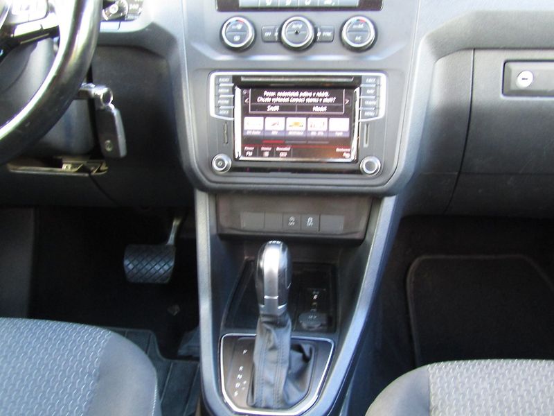 Volkswagen Caddy (2018) MAXI 2.0 TDI 110kW DSG 4X4 - fotka 17 z 36