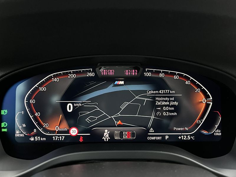 BMW X4 (2024) 3,0xD ///M 210Kw,TZ,webas,ACC - fotka 27 z 58