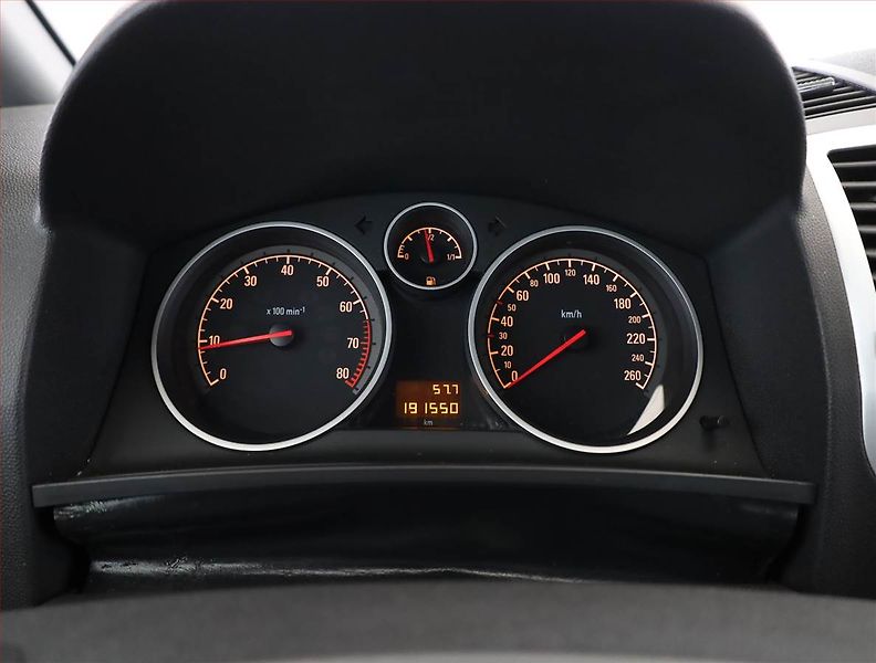 Opel Zafira (2009) 1.8, 7 míst, Serv.kniha - fotka 9 z 18