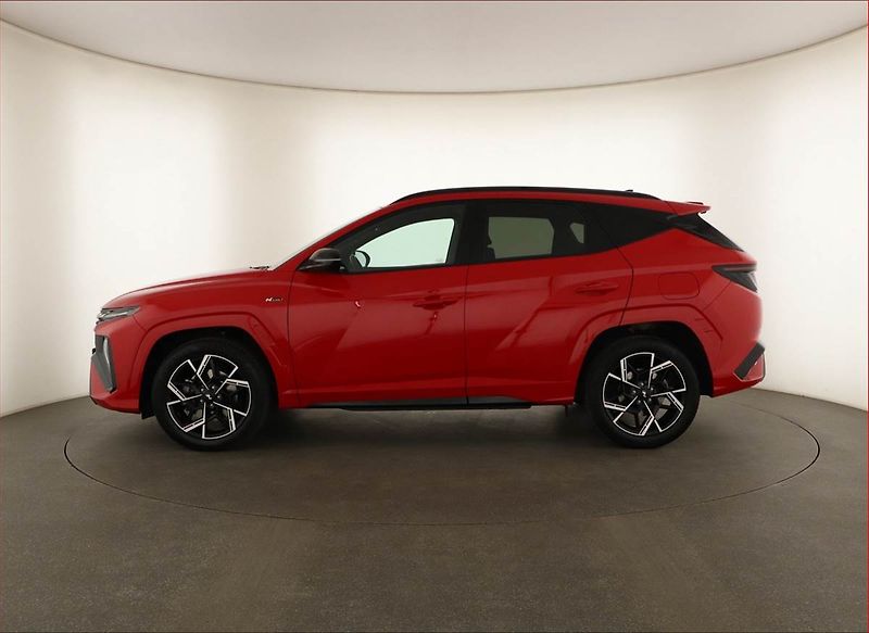 Hyundai Tucson (2025) 1.6 T-GDI, N-LINE, AUTOMAT - fotka 3 z 16