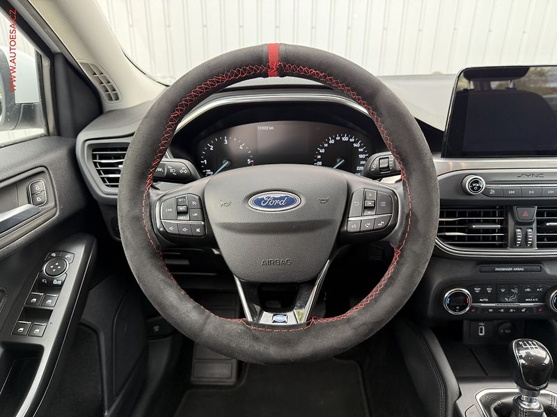 Ford Focus (2019) 2.0EB, ČR, AC, navi - fotka 12 z 18
