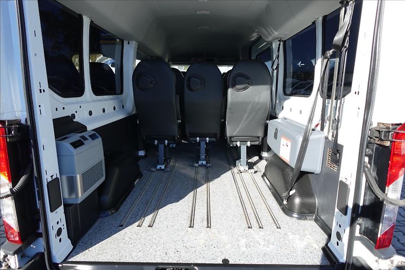 Ford Transit 2,0 TDCI  L3H2 8MÍST BUS KLIMA - fotka 11 z 31