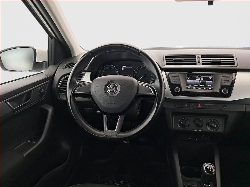 Škoda Fabia (2015) Ambition 1.4 TDI, ČR,1.maj - fotka 7 z 17