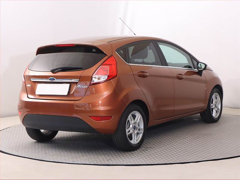 Ford Fiesta (2015) Comfort 1.0 EcoBoost, Tempomat - fotka 5 z 17