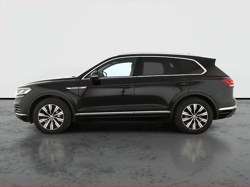 Volkswagen Touareg (2019) 3.0 TDI, NAVI,VZDUCH,CZ - fotka 3 z 30