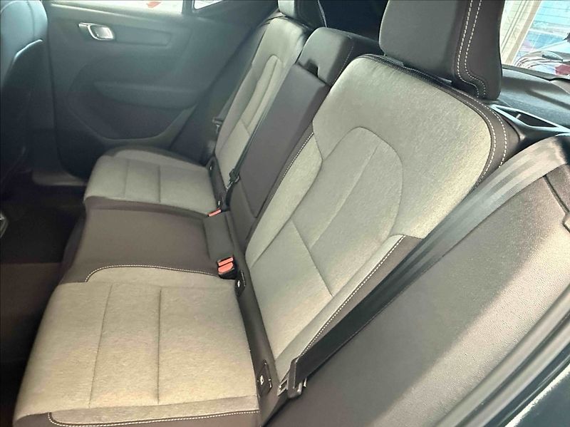 Volvo XC40 2,0 B3 Core Blis,Bezklíč - fotka 9 z 17