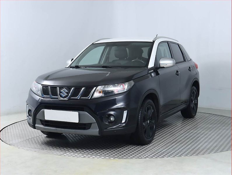 Suzuki Vitara (2017) 1.4 BoosterJet, 4X4, ČR,1.maj - fotka 2 z 19