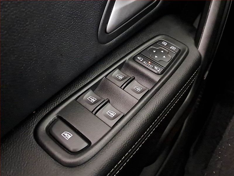 Dacia Duster (2024) 1.0 TCe, LPG, ČR,1.maj - fotka 17 z 19