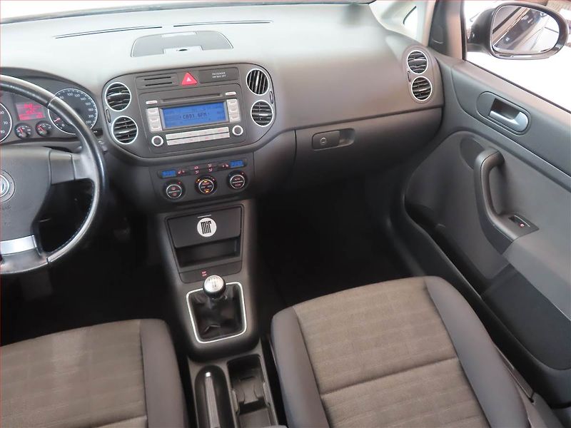 Volkswagen Golf Plus (2007) 1.4 i 16V, Serv.kniha - fotka 8 z 13