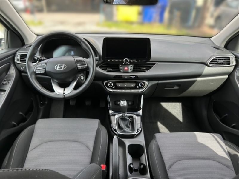 Hyundai i30 1,0 T-GDI Comfort - fotka 9 z 11