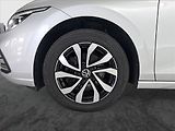 Volkswagen Golf (2023) Life 1.5 TSI, Navi, Tempomat - náhled 15