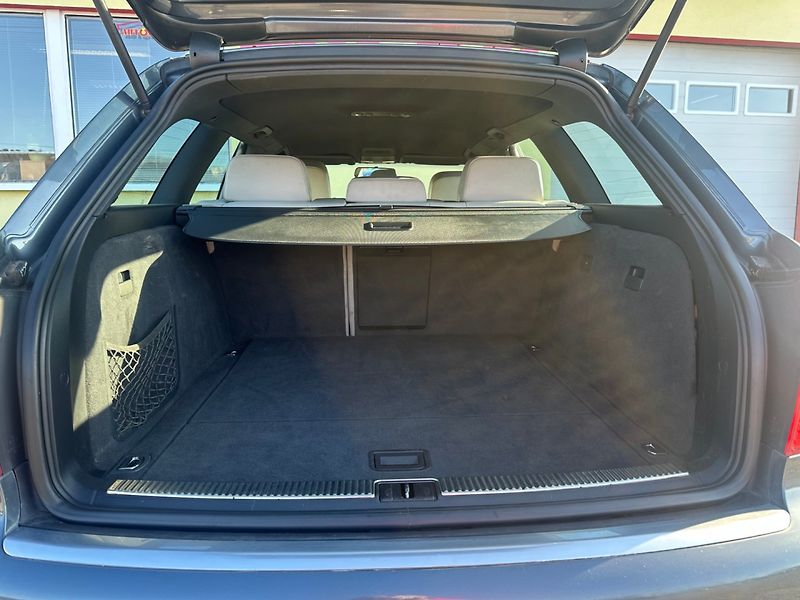 Audi S4 4.2 V8 344PS/Quattro/Manuál - fotka 13 z 24