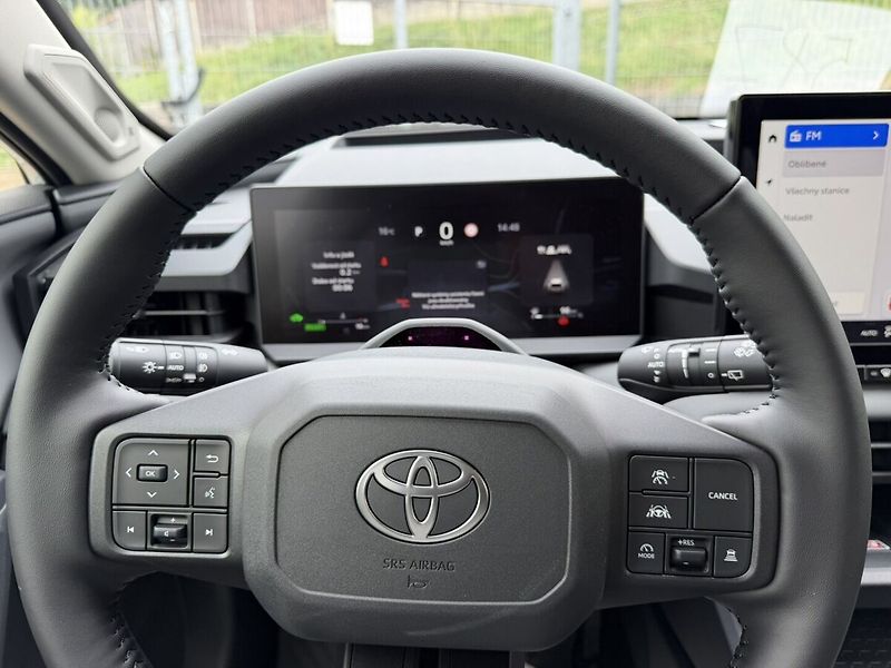 Toyota RAV4 FWD EXECUTIVE SKLADOVÝ VŮZ - fotka 9 z 10