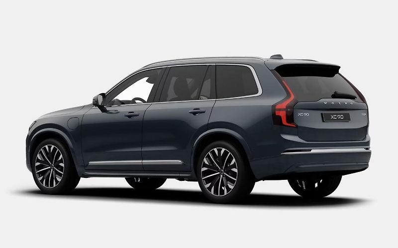 Volvo XC90 (2026) T8 AWD RECHARGE BRIGHT PLUS 7m - fotka 6 z 11