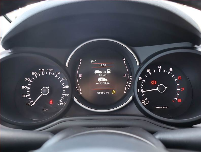 Fiat 500L (2021) 1.4 16V, Tempomat - fotka 11 z 19