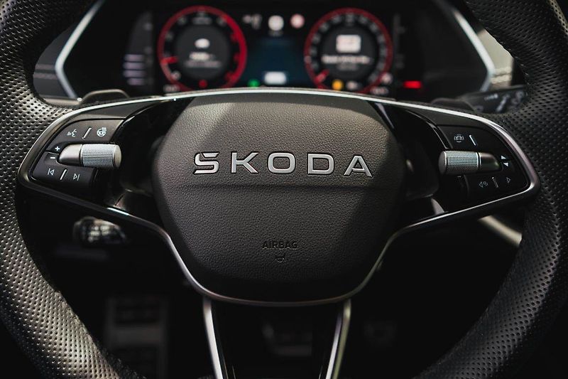 Škoda Octavia (2025) 2.0 TDI, Sportline, Automat - fotka 20 z 32