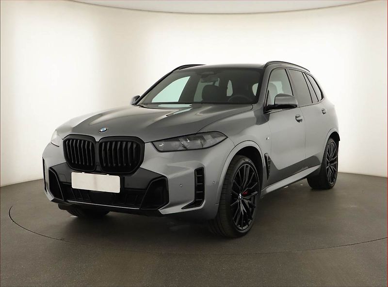 BMW X5 (2025) xDrive30d, M Paket, Vzduch - fotka 2 z 22