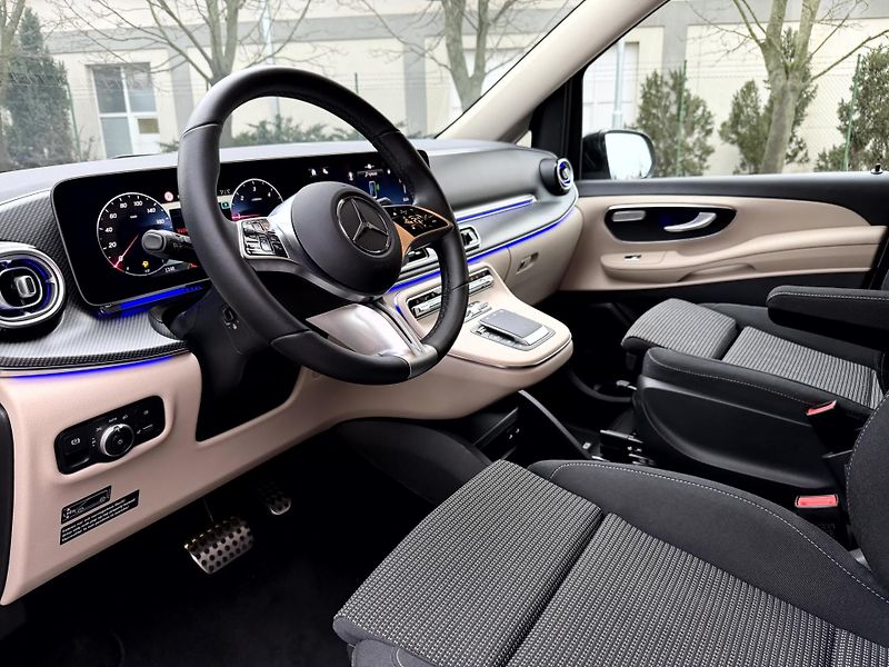 Mercedes-Benz Třídy V Marco Polo 300 d 4MATIC - fotka 7 z 24