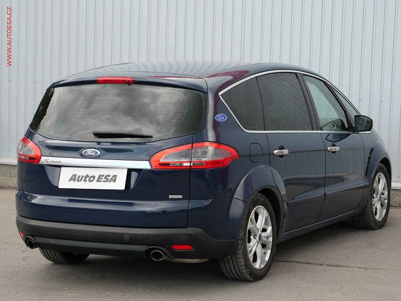 Ford S-MAX (2014) 2.0EB, Xenon - fotka 4 z 20