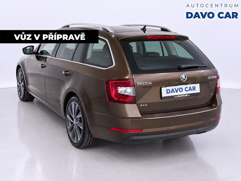 Škoda Octavia 2,0 TDI 135 kW 4x4 DSG L&K CZ - fotka 2 z 12