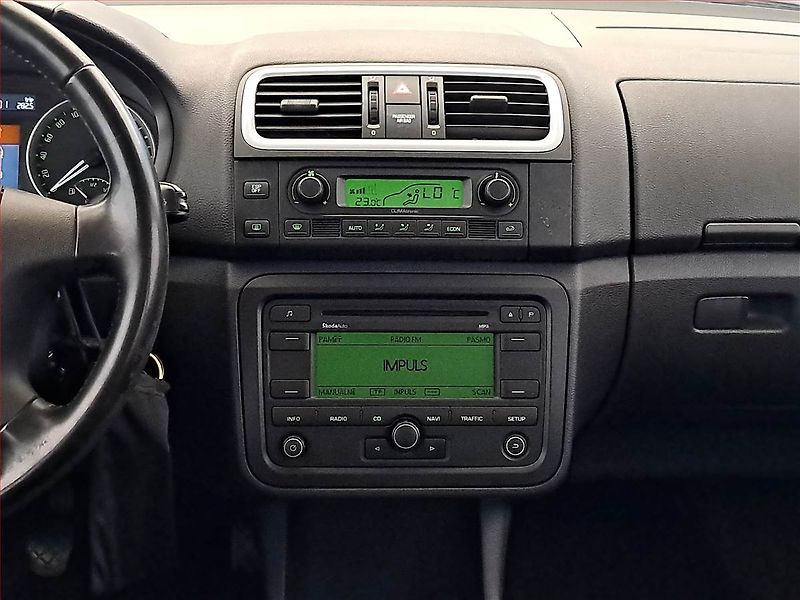 Škoda Fabia (2008) 1.4 TDI, Serv.kniha - fotka 12 z 15