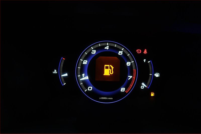 Honda Civic (2010) 1.4 i-VTEC - fotka 11 z 17