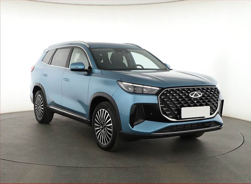 Chery Tiggo 8 (2026) 1.6 TGDI, UNIQUE, Ad. tempomat - fotka 1 z 20