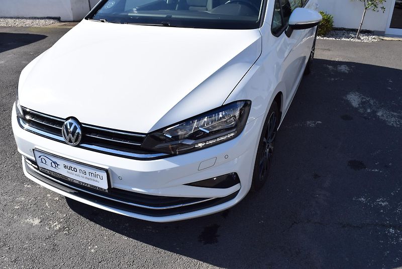 Volkswagen Golf Sportsvan (2018) 1.5TSI 96kw EVO 130 TAŽNÉ APP  - fotka 2 z 44