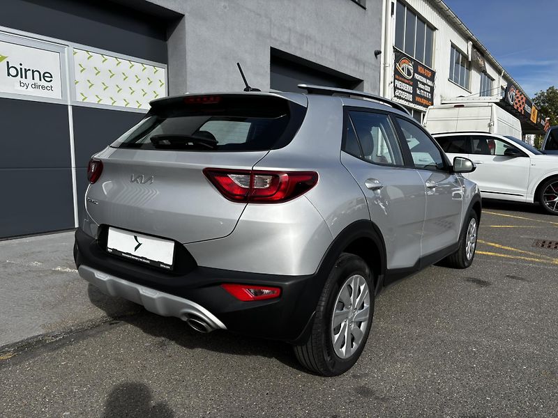 Kia Stonic (2023) Comfort 1.2 DPI (62 kW) - fotka 3 z 11