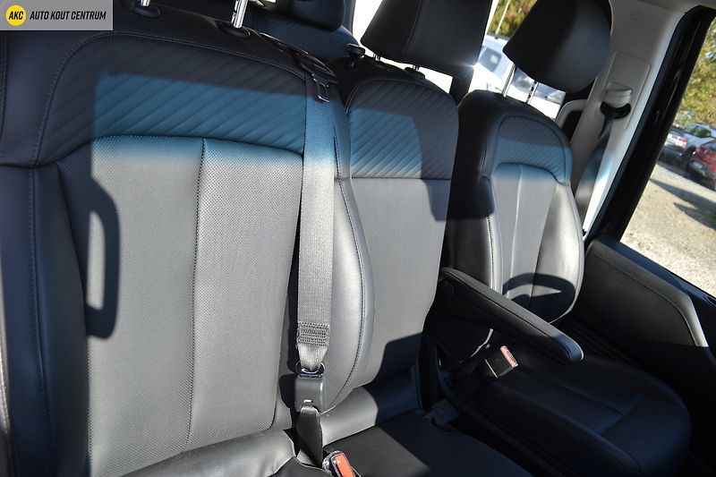 Hyundai Staria 1.6T-GDI HEV 225 PREMIUM EXECU - fotka 14 z 66