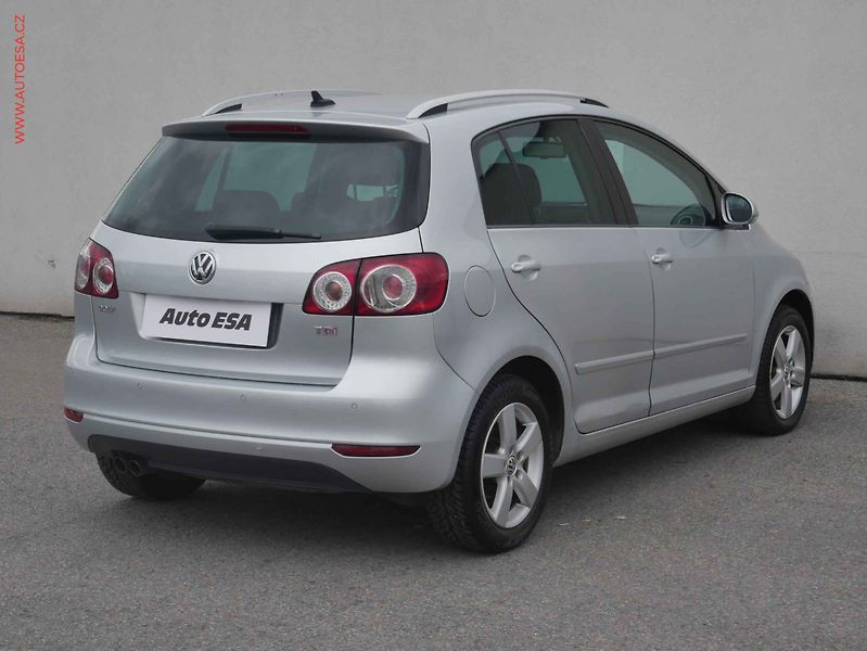 Volkswagen Golf Plus (2010) 2.0 TDi, ČR, AC, tempo, park - fotka 4 z 17