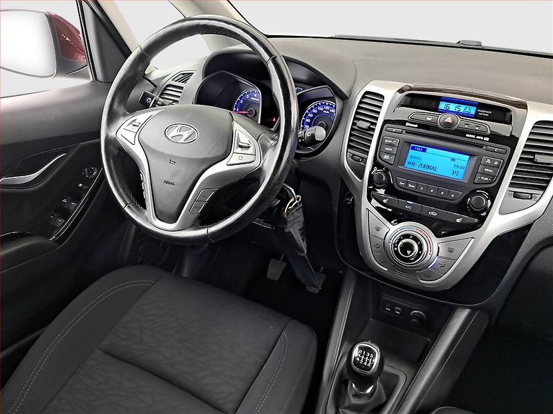 Hyundai ix20 (2015) 1.6 CVVT, Serv.kniha - fotka 7 z 15
