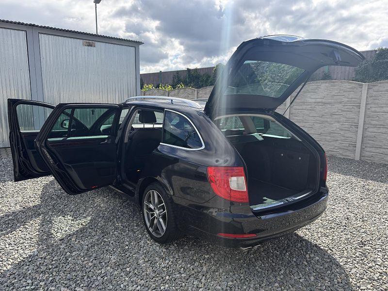 Škoda Superb 2.0TDi 170PS 6R 4x4 0% KOROZE! - fotka 137 z 157