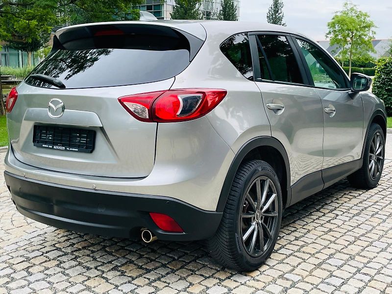 Mazda CX-5 2.0i MANUÁL 4x4 SERVISKA TAŽNÉ - fotka 11 z 39