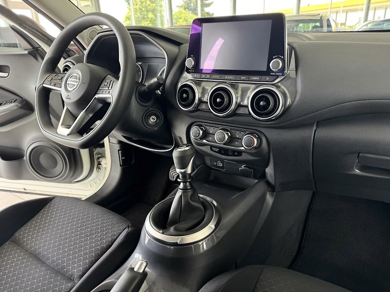 Nissan Juke 1,0DIG-T 114*Kamera*REZERVACE! - fotka 13 z 32