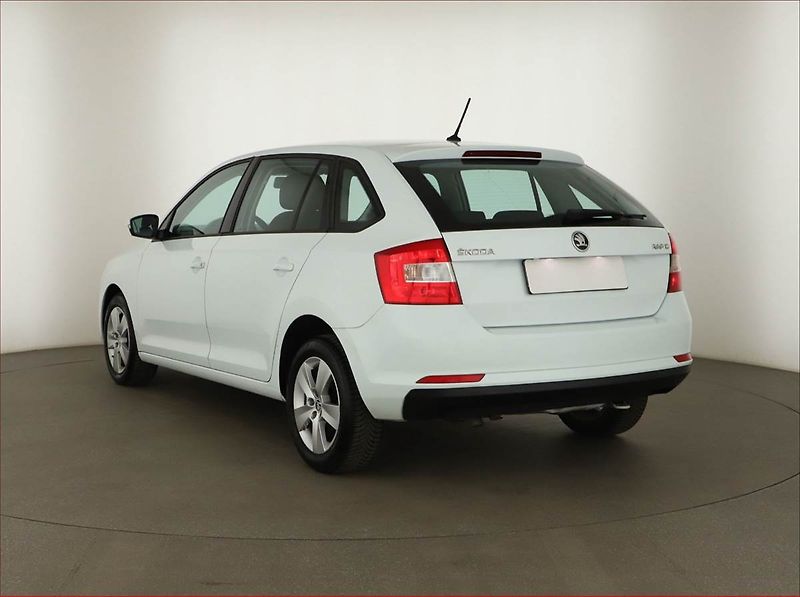 Škoda Rapid (2016) Spaceback 1.6 TDI - fotka 4 z 13