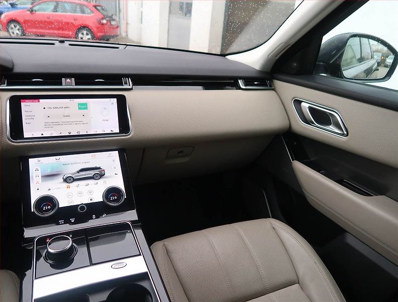 Land Rover Range Rover Velar (2018) D240 - fotka 8 z 17