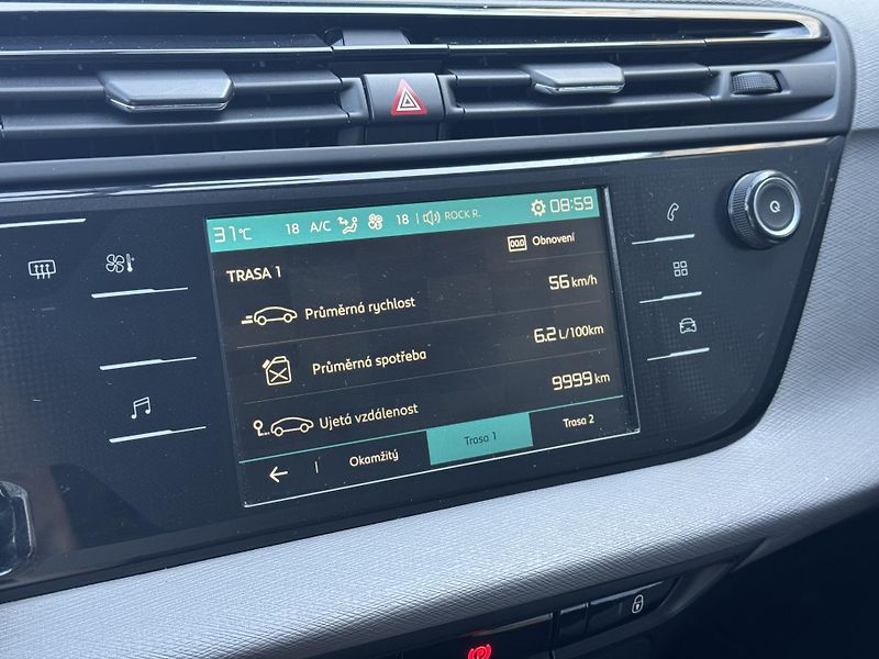 Citroën C4 Picasso (2018) 1.2 SpaceTourer PureTech tažné - fotka 31 z 44